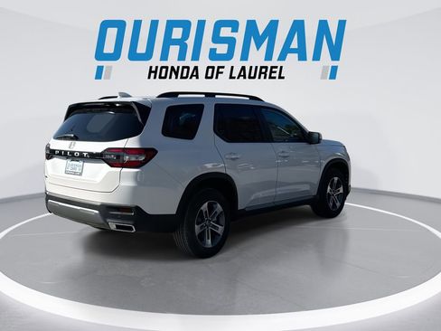 New 2026 Honda Pilot EX-L image 8