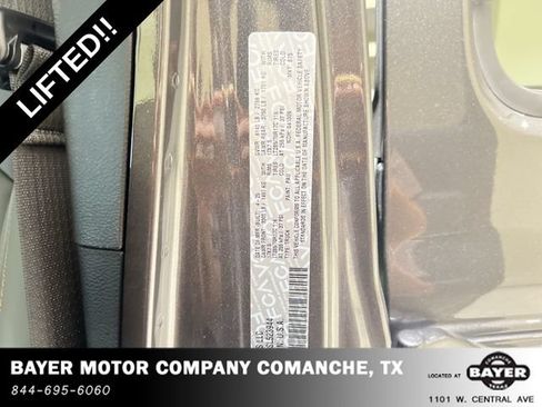 Used 2025 Jeep Gladiator Mojave AWD/4WD image 32