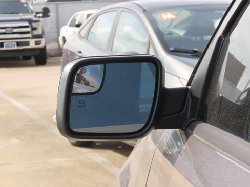 Used 2014 Ford Explorer Limited w/ Equipment Group 301A FWD image 19