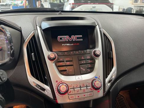 Used 2016 GMC Terrain SLT w/ Open Road Package AWD/4WD image 16