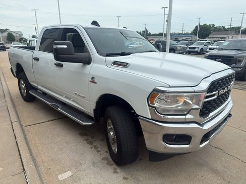 Used 2024 RAM 2500 Big Horn AWD/4WD image 4