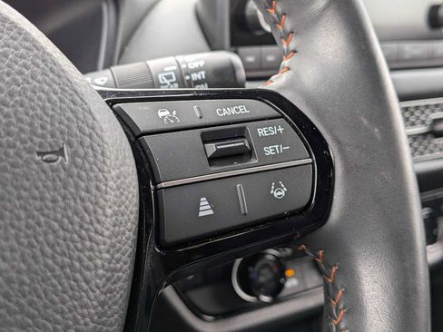 Certified 2025 Honda HR-V Sport image 23