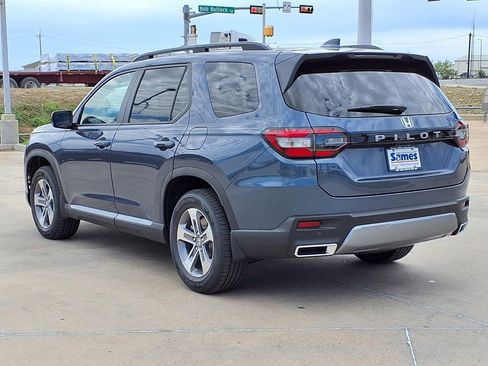 New 2026 Honda Pilot EX-L image 5