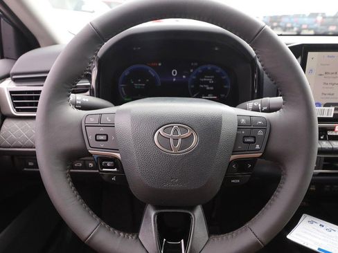 New 2026 Toyota Camry XLE image 11