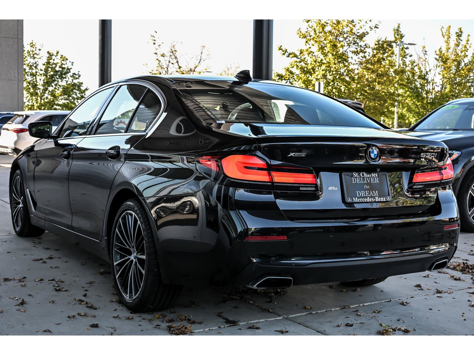 Used 2022 BMW 530i xDrive w/ Premium Package AWD/4WD image 6