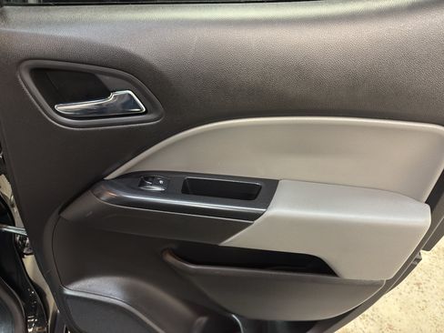 Used 2016 Chevrolet Colorado LT w/ LT Convenience Package AWD/4WD image 24