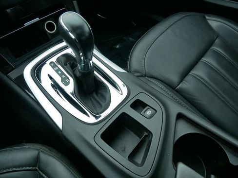 Used 2015 Buick Regal Premium w/ Experience Buick Package image 27