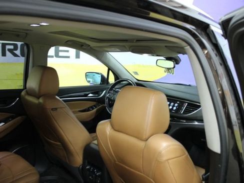 Used 2019 Buick Enclave Premium w/ Experience Buick Package AWD/4WD image 10
