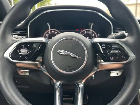 Certified 2024 Jaguar XF R-Dynamic SE AWD/4WD image 22