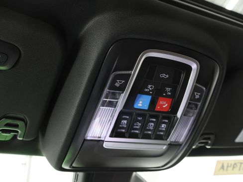 Used 2025 RAM 1500 Limited image 61