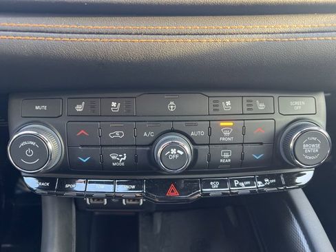 Used 2023 Dodge Durango R/T image 12