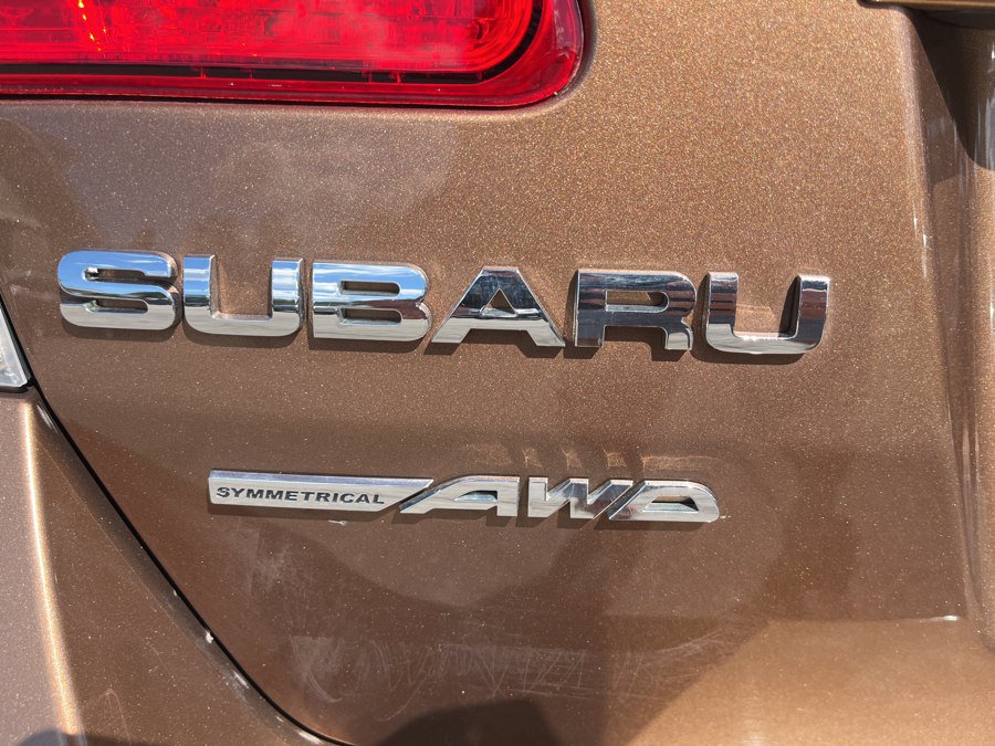 Used 2011 Subaru Legacy 2.5i Premium AWD/4WD image 24
