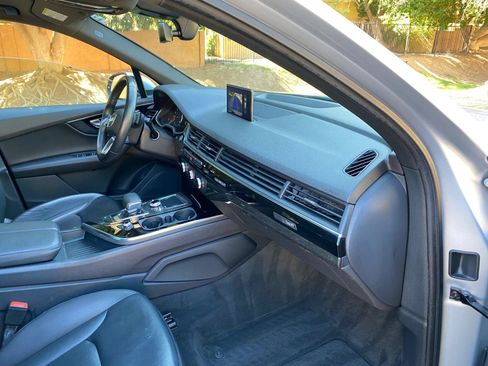 Used 2019 Audi Q7 3.0T Premium w/ Convenience Package AWD/4WD image 64