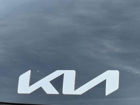 Used 2025 Kia Sportage LX AWD/4WD image 25