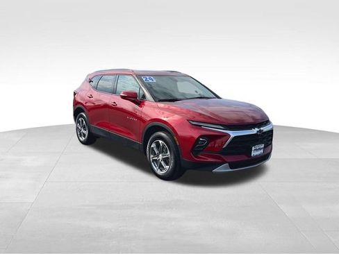Certified 2024 Chevrolet Blazer LT AWD/4WD image 2