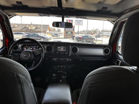 Used 2019 Jeep Wrangler Unlimited Sport S image 17