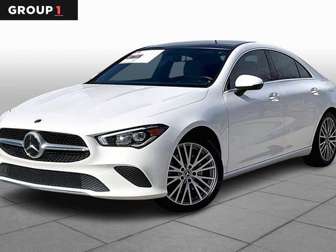 Used 2023 Mercedes-Benz CLA 250 4MATIC image 1