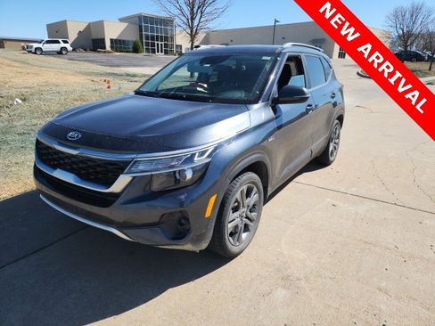 Used 2021 Kia Seltos S image 7