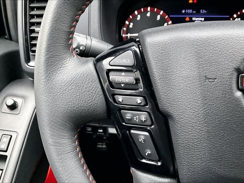 Used 2024 Nissan Frontier PRO-4X w/ Off-Road Protection Package image 23