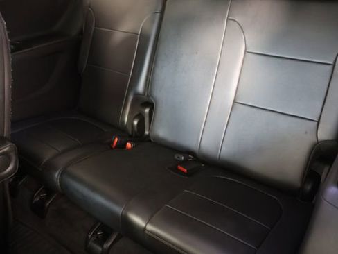 Used 2019 Chevrolet Traverse LT AWD/4WD image 21