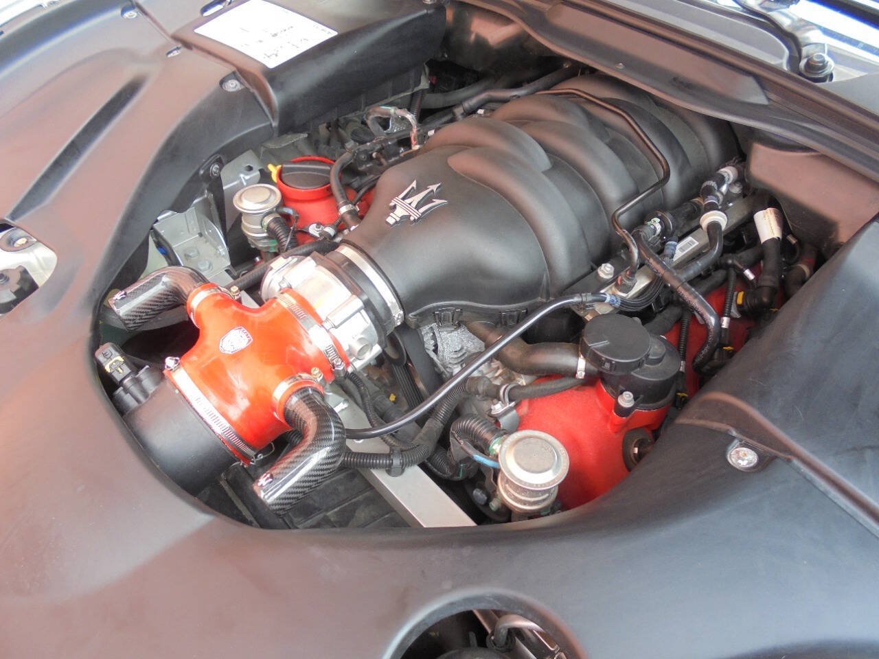 Used 2014 Maserati GranTurismo Sport RWD image 40
