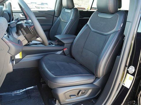 New 2025 Ford Explorer ST image 13