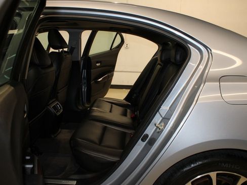 Used 2015 Acura TLX V6 image 17