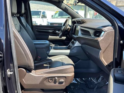 Used 2022 GMC Yukon Denali AWD/4WD image 10