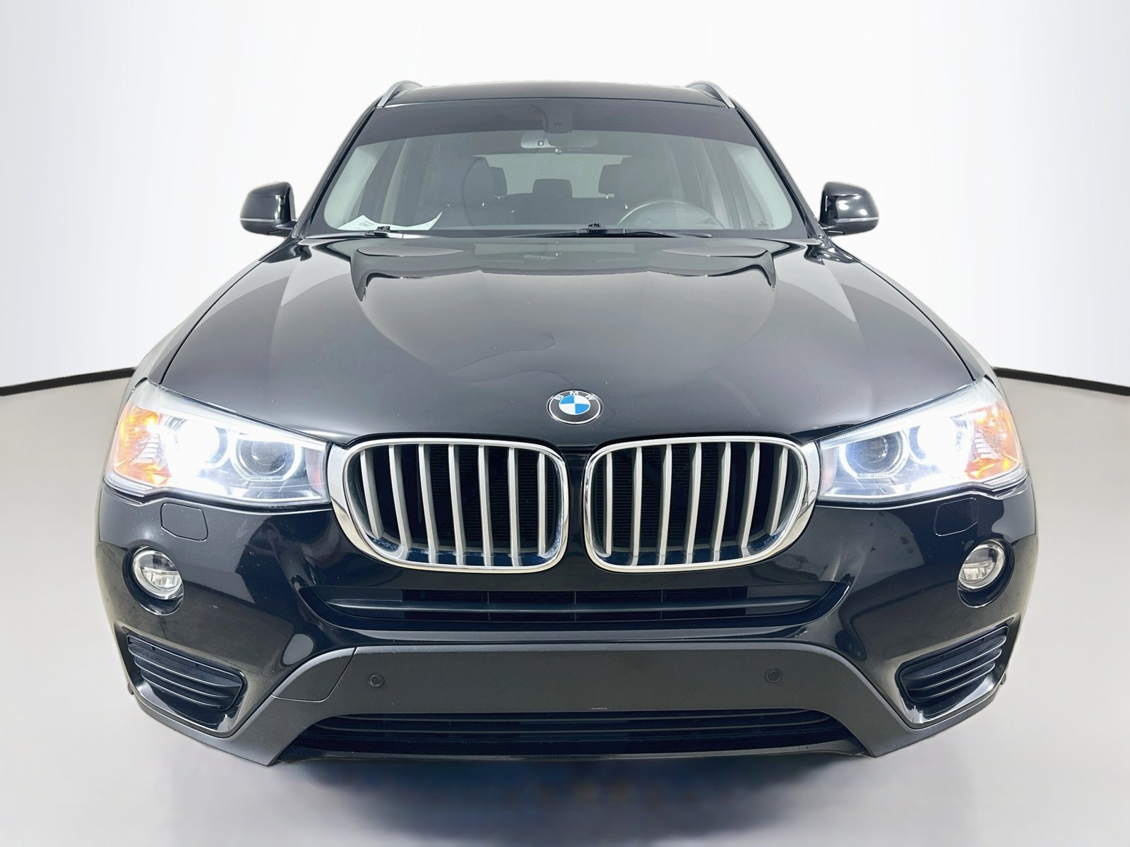 Used 2016 BMW X3 xDrive28d AWD/4WD image 2