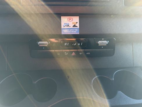 Used 2019 Mercedes-Benz Sprinter 170 image 30