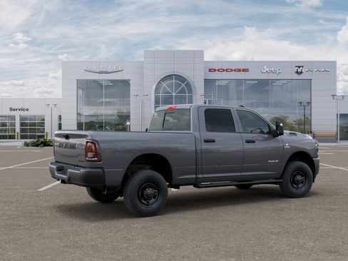 New 2026 RAM 2500 Warlock AWD/4WD image 4