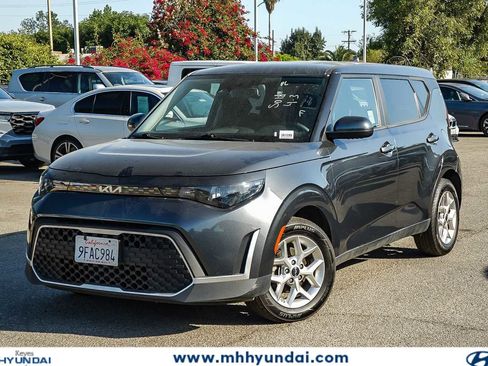 Used 2023 Kia Soul LX w/ Option Group 015 image 1
