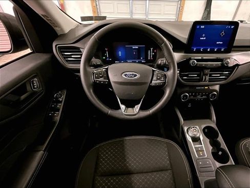 Used 2023 Ford Escape Active AWD/4WD image 5