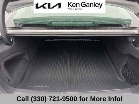 Used 2018 Volvo S90 T6 Inscription w/ Convenience Package image 50