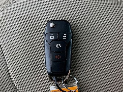 Used 2021 Ford Explorer Base image 28