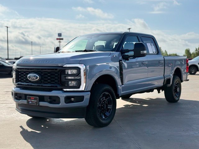 Used 2024 Ford F250 Lariat w/ Sport Appearance Package AWD/4WD image 3