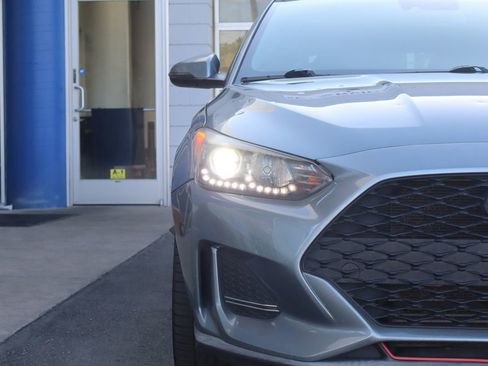 Used 2019 Hyundai Veloster Turbo FWD image 33
