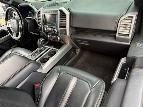 Used 2019 Ford F150 Platinum w/ Equipment Group 701A Luxury image 17