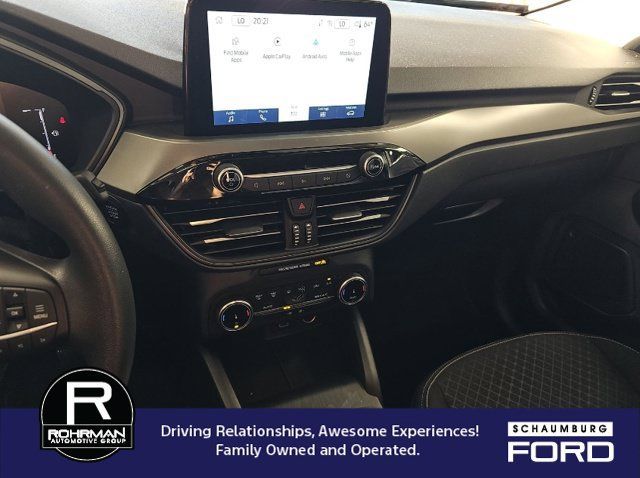 Used 2025 Ford Escape Active AWD/4WD image 9