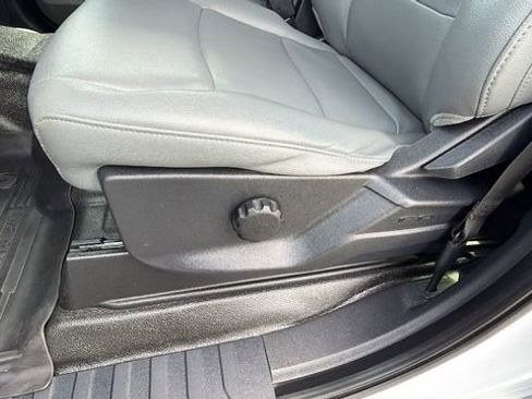 Used 2023 Ford F250 XL w/ XL Chrome Package image 22