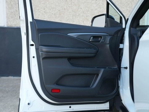 Used 2022 Honda Passport EX-L image 19