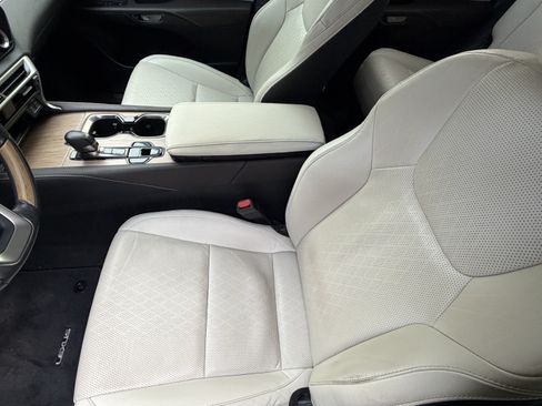 Certified 2024 Lexus RX 350 Premium Plus w/ Convenience Package FWD image 15