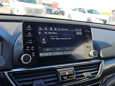 Used 2022 Honda Accord Sport image 16