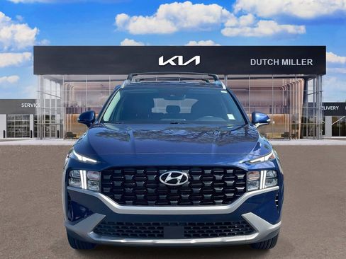 Used 2023 Hyundai Santa Fe SEL image 2