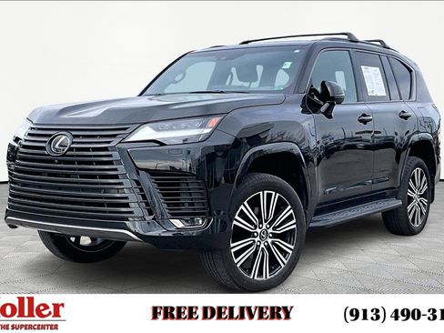 Used 2024 Lexus LX 600 4WD w/ Luxury Package image 1