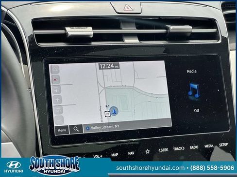 Certified 2023 Hyundai Tucson Limited AWD/4WD image 32