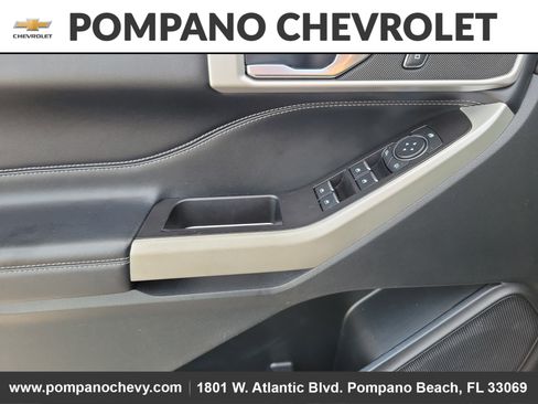 Used 2020 Ford Explorer XLT w/ Equipment Group 202A image 18