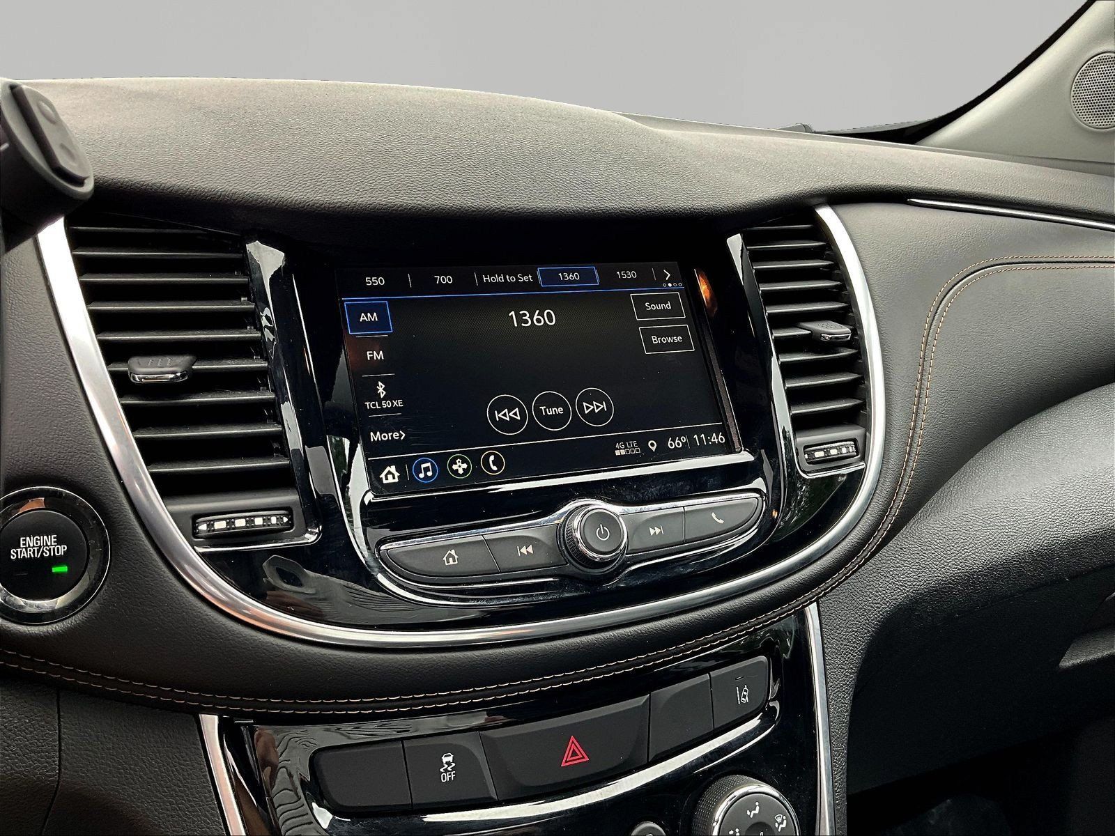 Used 2018 Chevrolet Trax Premier AWD/4WD image 14