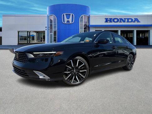 New 2026 Honda Accord Touring image 2