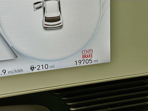 Used 2024 Hyundai Ioniq 5 Limited RWD image 12